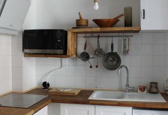 L annexe App Art has Balcony rooms