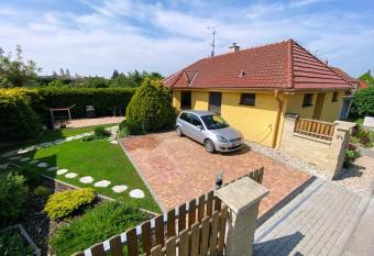 Apartm  n Valtice has Balcony rooms