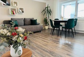 Ferienwohnung Schwarzwald Lodge has Balcony rooms