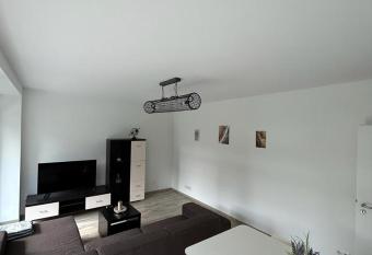 Ferienhaus mit gro  em Garten has Balcony rooms