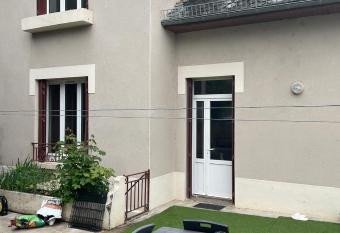 maison Espalion has Balcony rooms