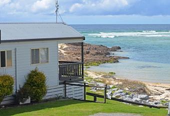 Tuross Beach Cabins & Campsites has Balcony rooms
