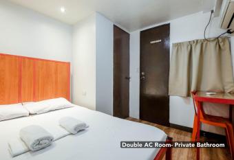 Stay Malate (Wanderers Guest House) has Balcony rooms