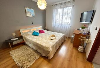 Room Adry allows 18 year olds to book a room