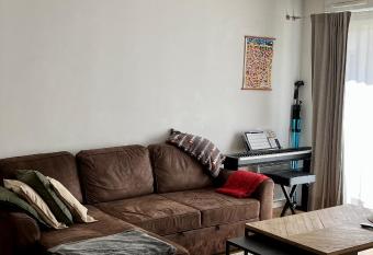 Appartement cosy Paris La D  fense allows 18 year olds to book a room