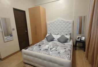 Lafayette Park Square Condominium, Manduriao, Iloilo (15Z) has Balcony rooms