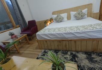 River inn manali has Smoking/Balcony rooms