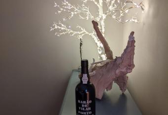 The Old Vicarage at Crawshawbooth has Balcony rooms