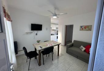 DON SIMON Apart 8 has Balcony rooms