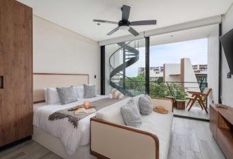 Chaac has rooms with a private hot tub