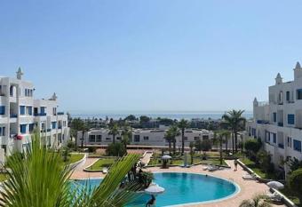 Seaside Bliss 3BR Kabila Viesta has Balcony rooms