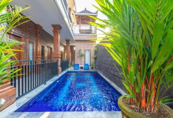 Pondok Lulik Seseh Beach allows 18 year olds to book a room