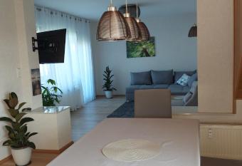 Ferienwohnung Treysa allows 18 year olds to book a room