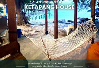 Ketapang House, Perhentian Island, Malaysia has Balcony rooms