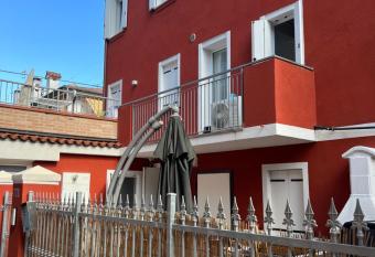 Residence Riccardo has Balcony rooms