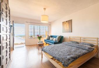 Oceanview Mesa del Mar has Balcony rooms