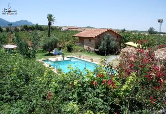 Dar Zaghouan has Balcony rooms
