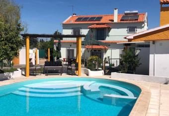 Casa Almenara has Balcony rooms