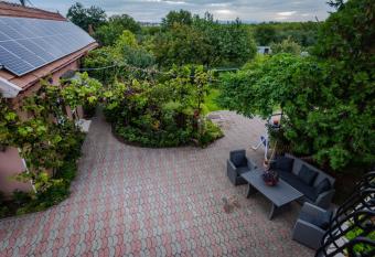 Provence has Balcony rooms