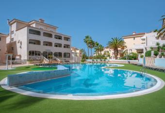 The Blues House Rising Sun allows 18 year olds to book a room