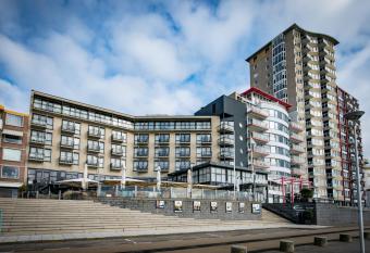 Fletcher Hotel-Restaurant Arion-Vlissingen allows 18 year olds to book a room