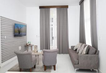 The Ellysian Apartments has Balcony rooms