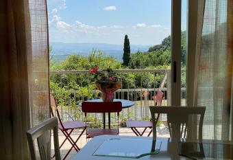 A Casa Di Silvia has Balcony rooms