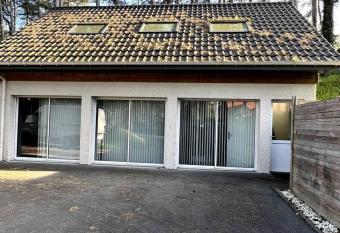 Maison ind  pendante de vacances HARDELOT PLAGE has Balcony rooms