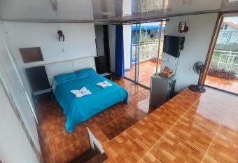 Hotel spa la buena vida allows 18 year olds to book a room