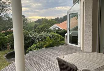 Villa Familiale Les Abatilles has Balcony rooms