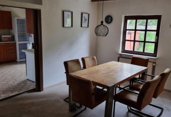 Arbeiterzimmer, bis zu 9 Personen, Langzeitmieter, Monteurzimmer has Balcony rooms