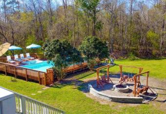 12 Miles To Beach~Private~Salt Pool~Spacious~5BD has Balcony rooms