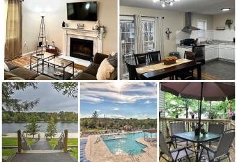 Cozy cottage by the lake has Balcony rooms