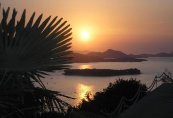 Guesthouse Alliya allows 18 year olds to book a room