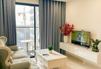 C  n 3PN luxury S2.03 K  T Vinhomes Ocean Park has Balcony rooms