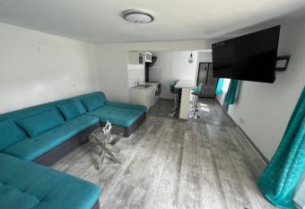 Le Turquoise de la Bourboule 2    6 personnes has Balcony rooms