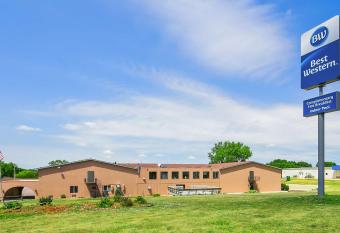 Best Western La Grande Hacienda allows 18 year olds to book a room