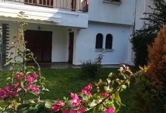                                      !!! has Balcony rooms