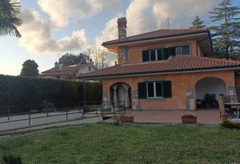 Serendipity has Balcony rooms