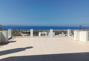 Rockgarden Maisonette has Balcony rooms