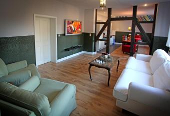 Das M  rchenhaus has Balcony rooms