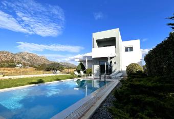 Selene a modern villa with private pool has Balcony rooms