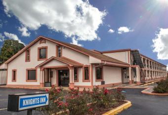 Grand Palace Inn has Smoking rooms