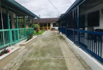 Casa t  pica de la Regi  n del Caf   has Balcony rooms