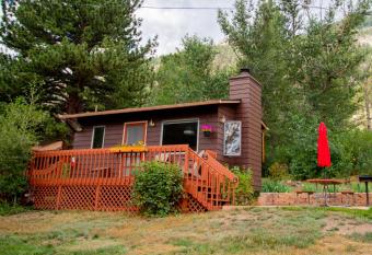 McGregor Mountain Lodge has Balcony rooms