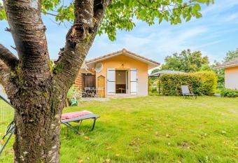 Maisonnette entre for  t et oc  an has Balcony rooms