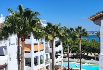Apartamento a pie de playa con parking privado has Balcony rooms