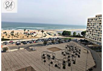 Studio Cabine Empuriabrava allows 18 year olds to book a room