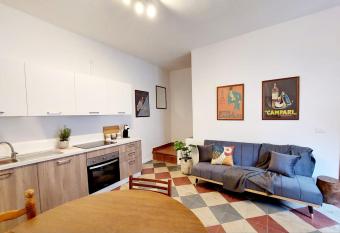 Gemelli allows 18 year olds to book a room