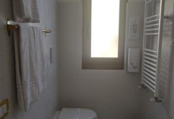 B&B IL TEMPIO has rooms with a private hot tub